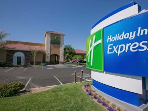 Holiday Inn Express Oakdale