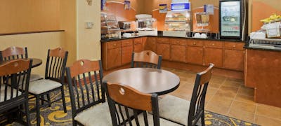 Holiday Inn Express DeForest
