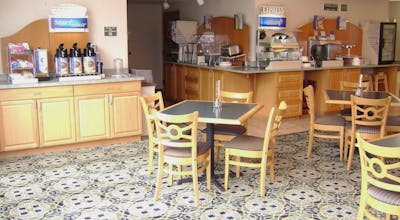 Holiday Inn Express Hotel & Suites Delafield