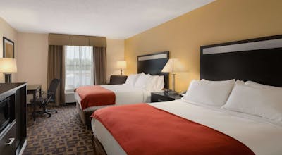 Holiday Inn Express Hotel & Suites Marysville