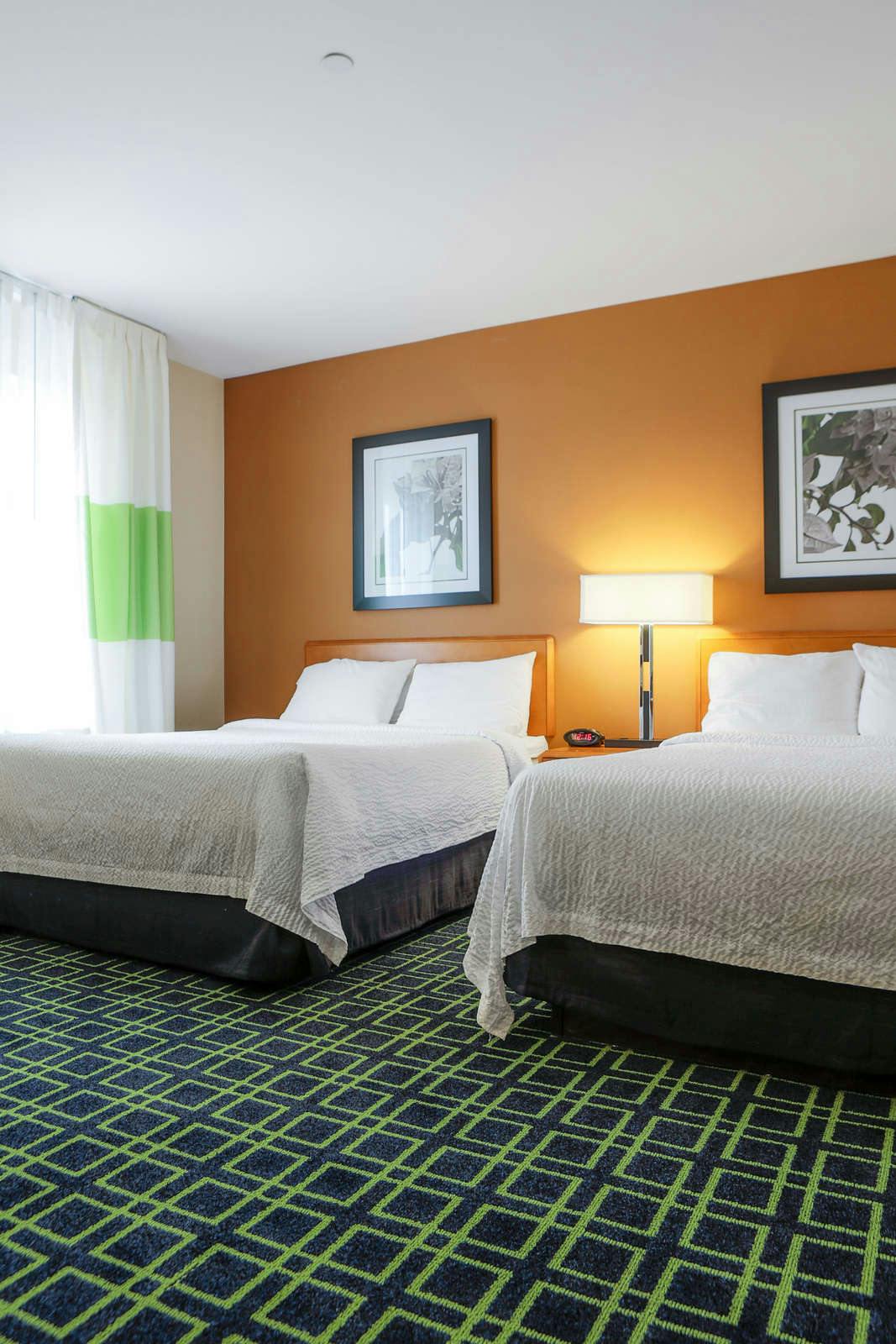 Hotel Fairfield Inn New York LaGuardia Airport-Flushing photo 4