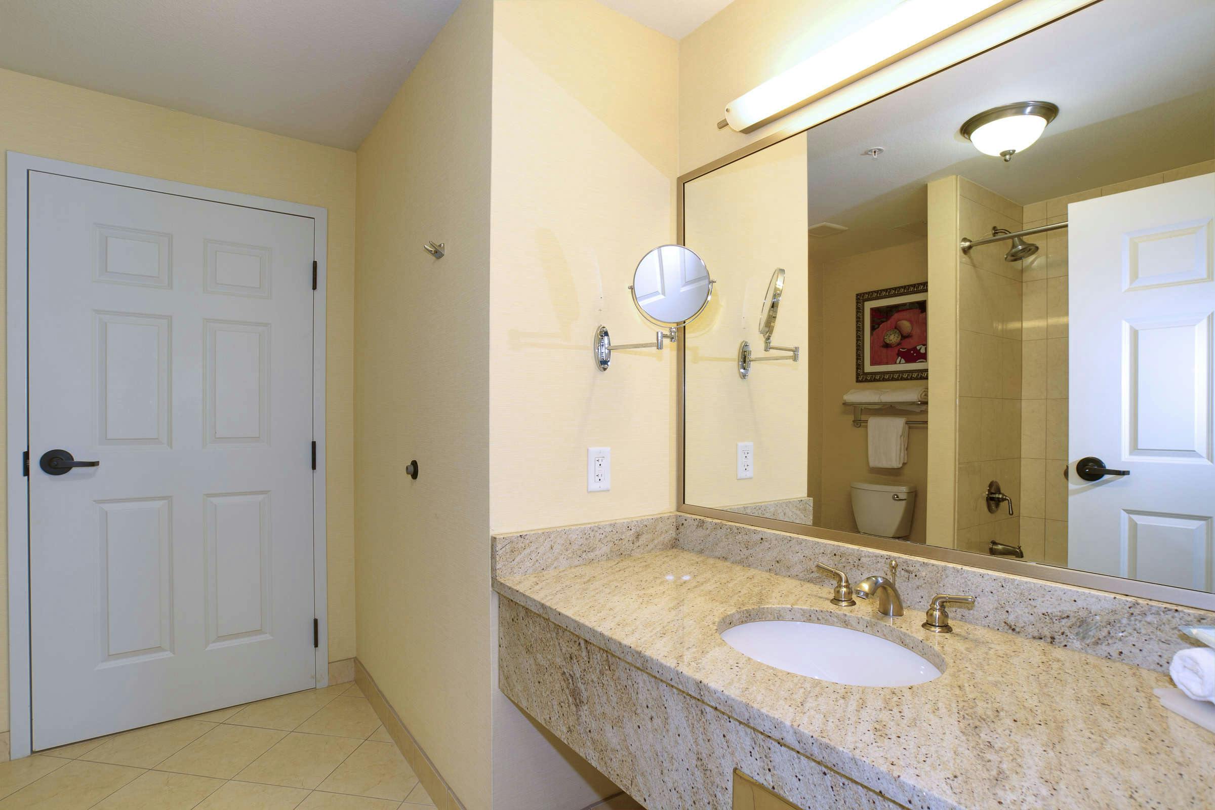 Hotel Holiday Inn Express Telecom Park photo 4