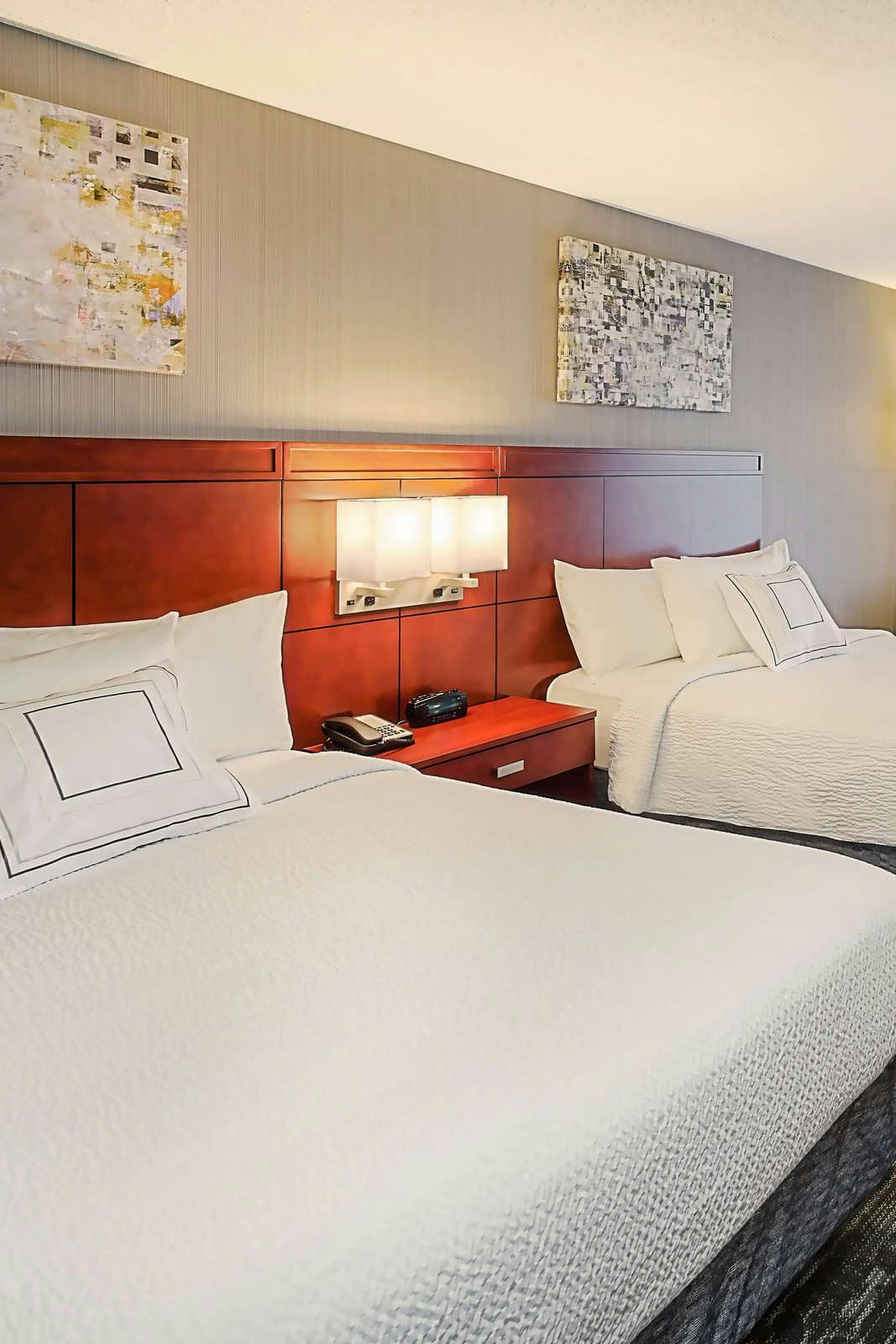 Hotel Courtyard Mishawaka-University Area photo 1