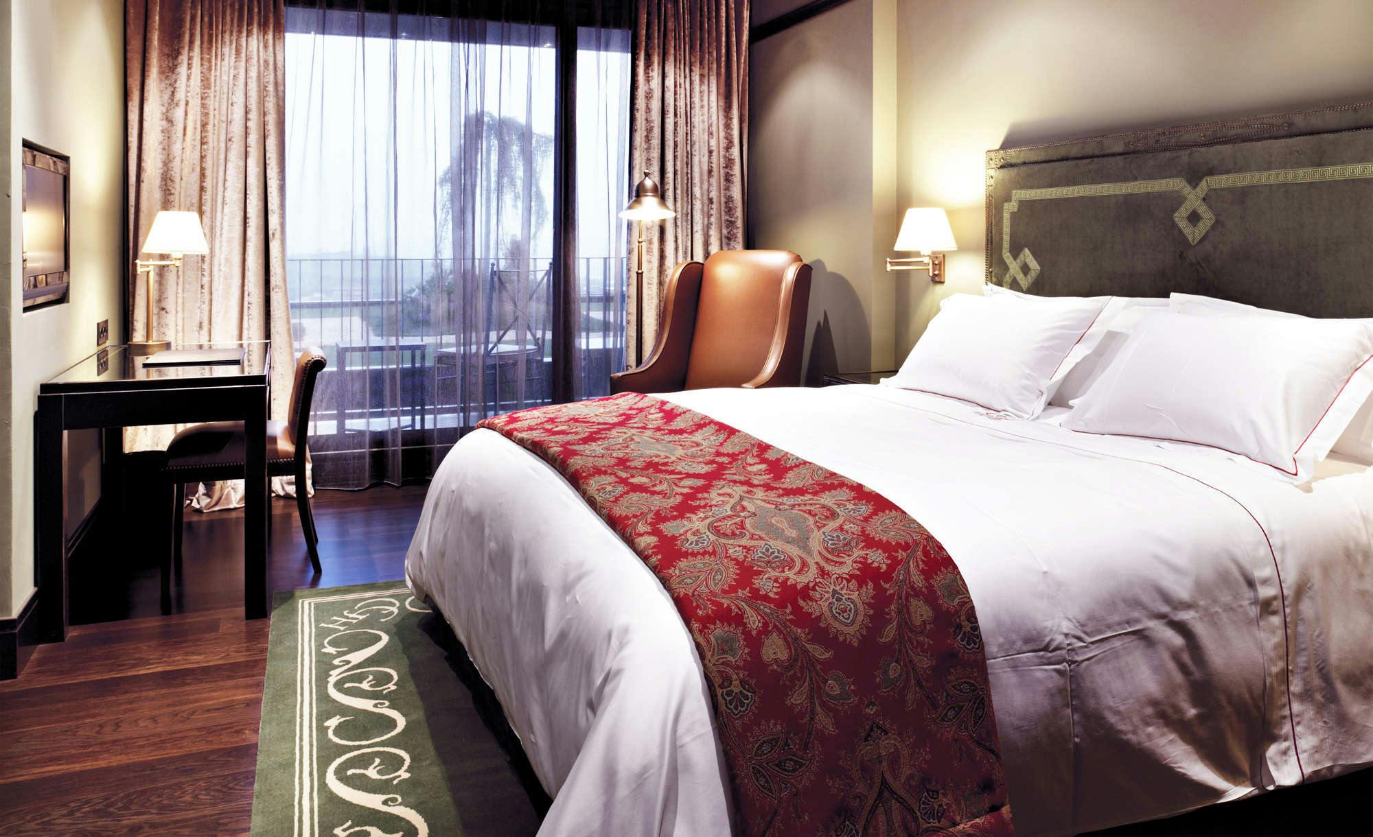 Hotel Hotel Castillo De Gorraiz & Spa photo 1