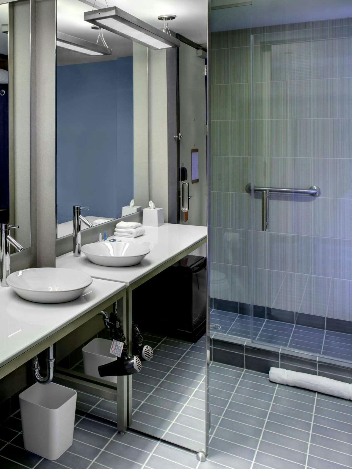 Hotel Aloft Charlotte Uptown at the EpiCentre photo 3