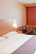 Hotel ibis Basel Bahnhof photo 1