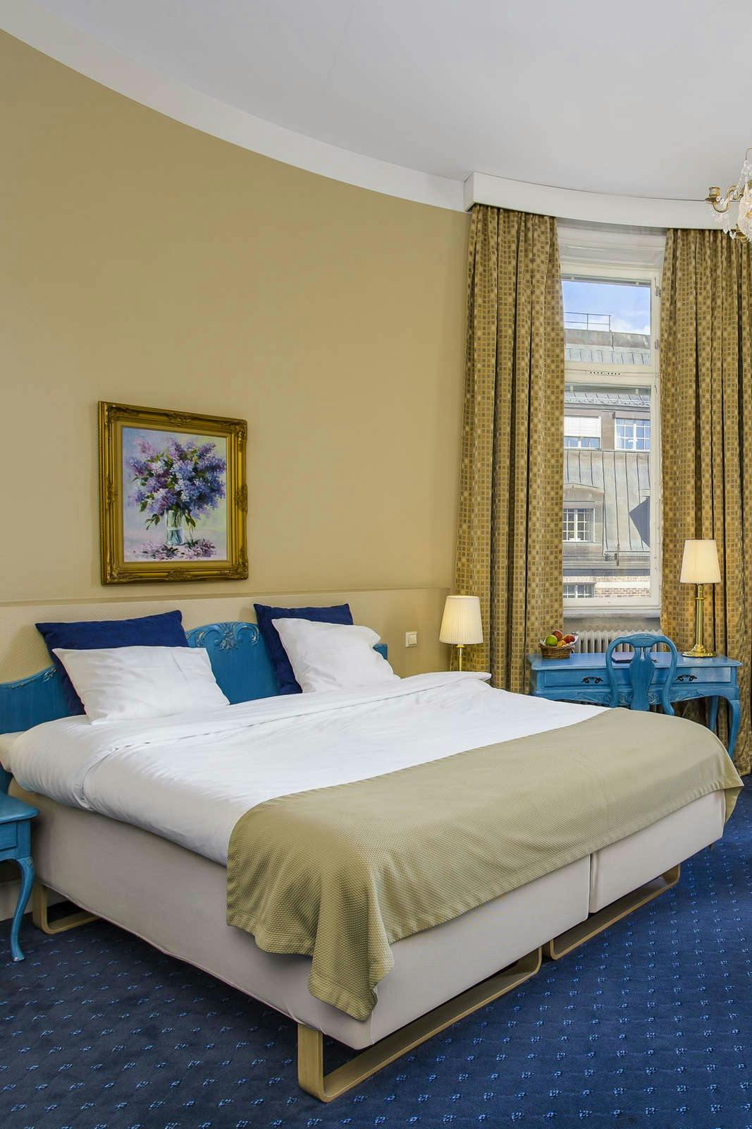 Hotel Crystal Plaza Hotel photo 1