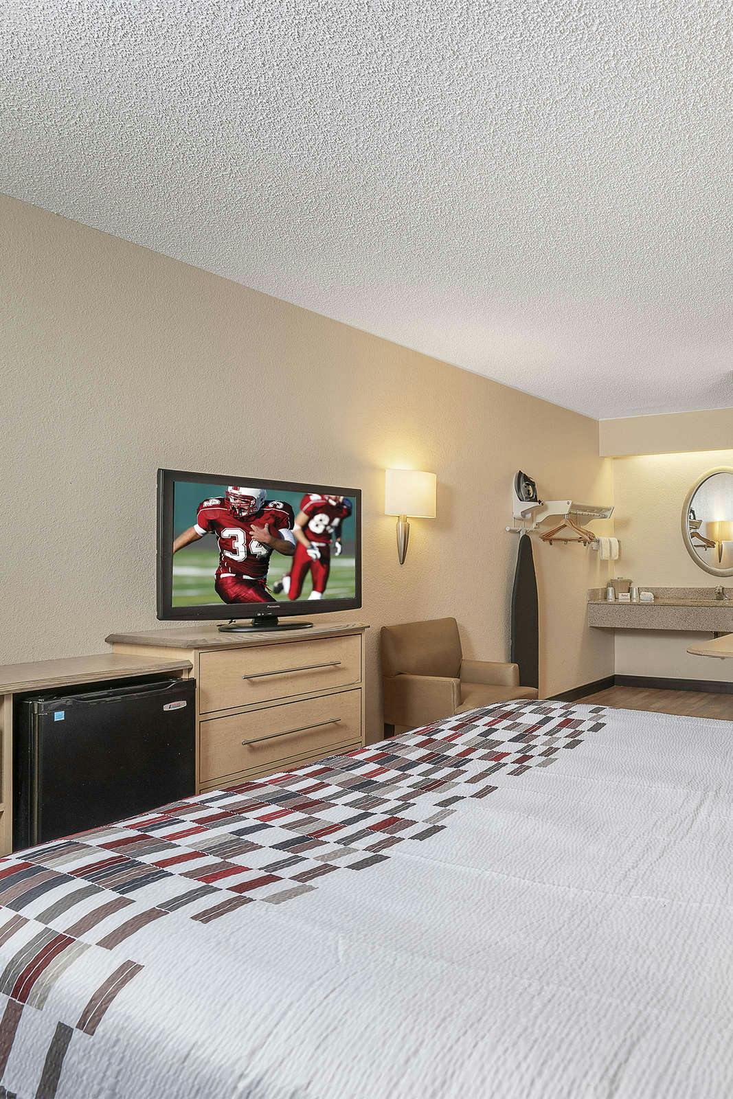 Hotel Red Roof Inn Detroit - Roseville/ St Clair Shores photo 3