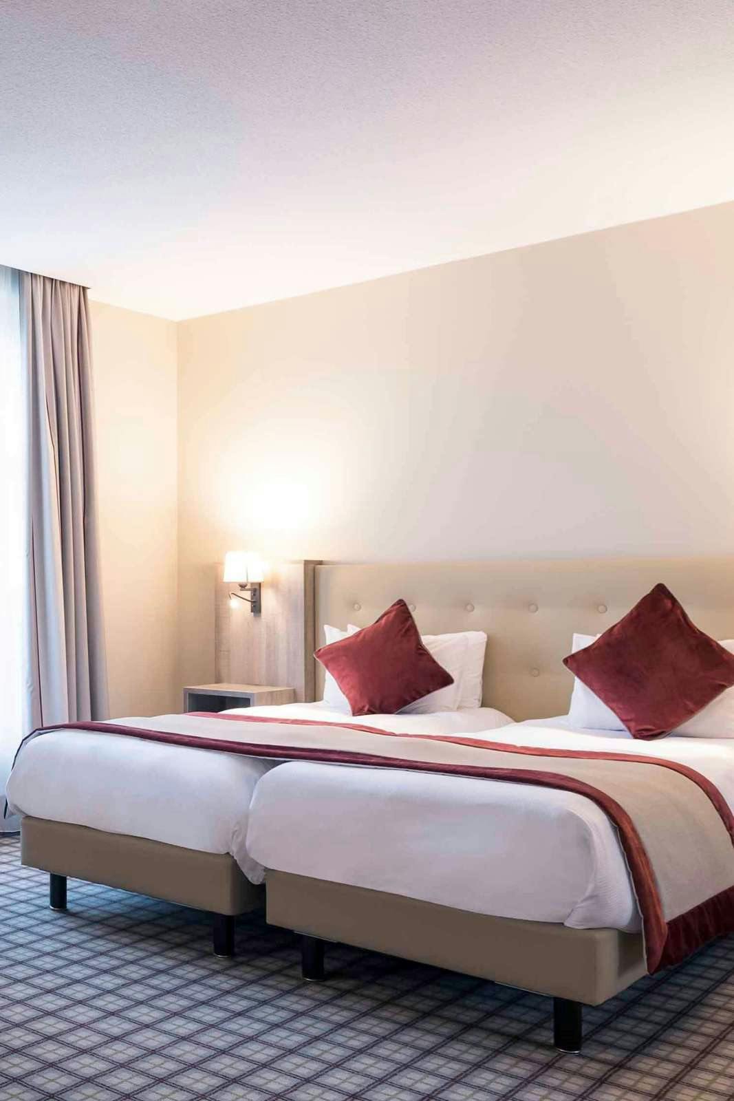 Hotel Hotel Mercure Luxembourg Kikuoka Golf And Spa photo 2