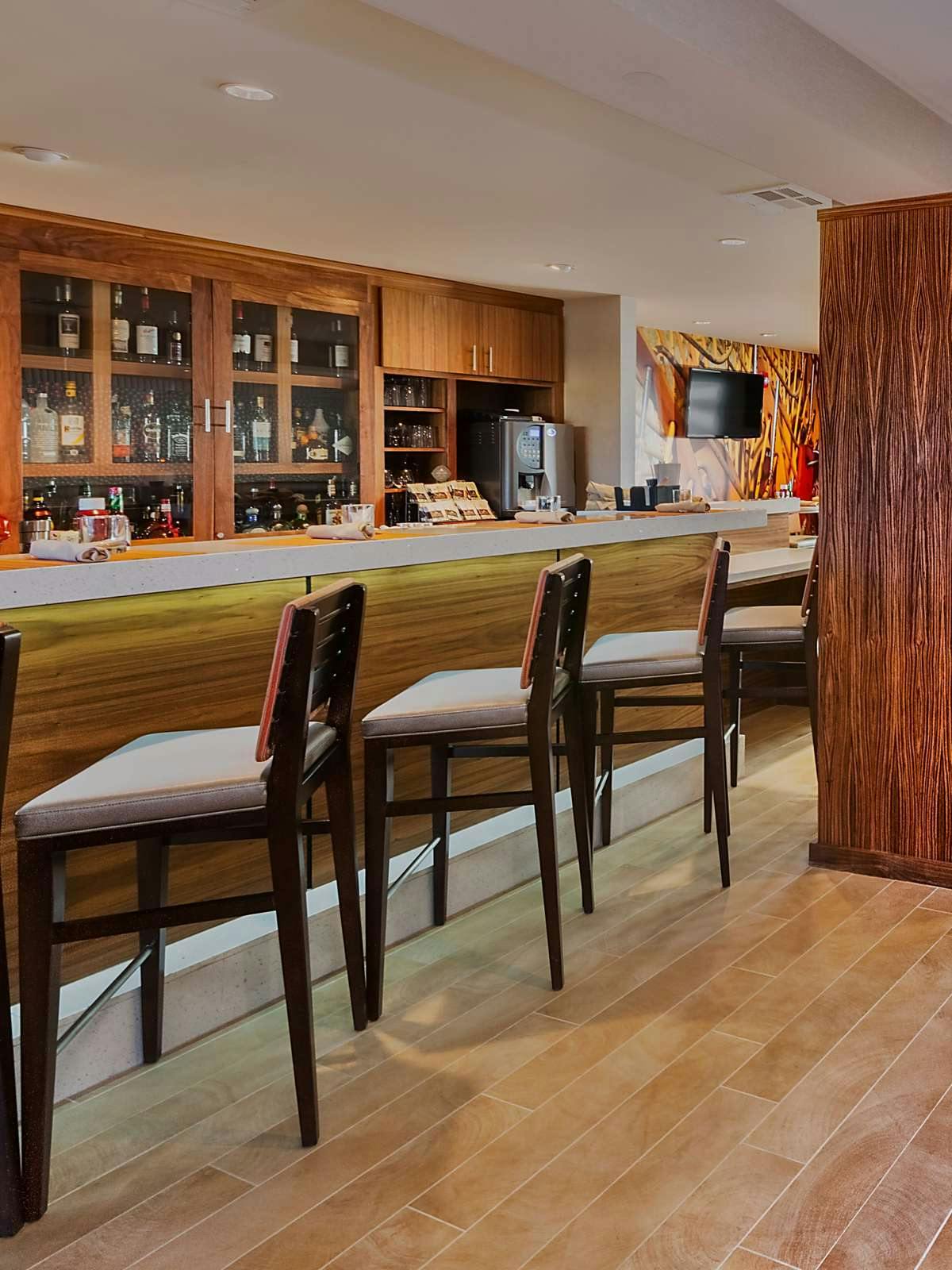 Hotel Hotel Indigo Anaheim photo 2