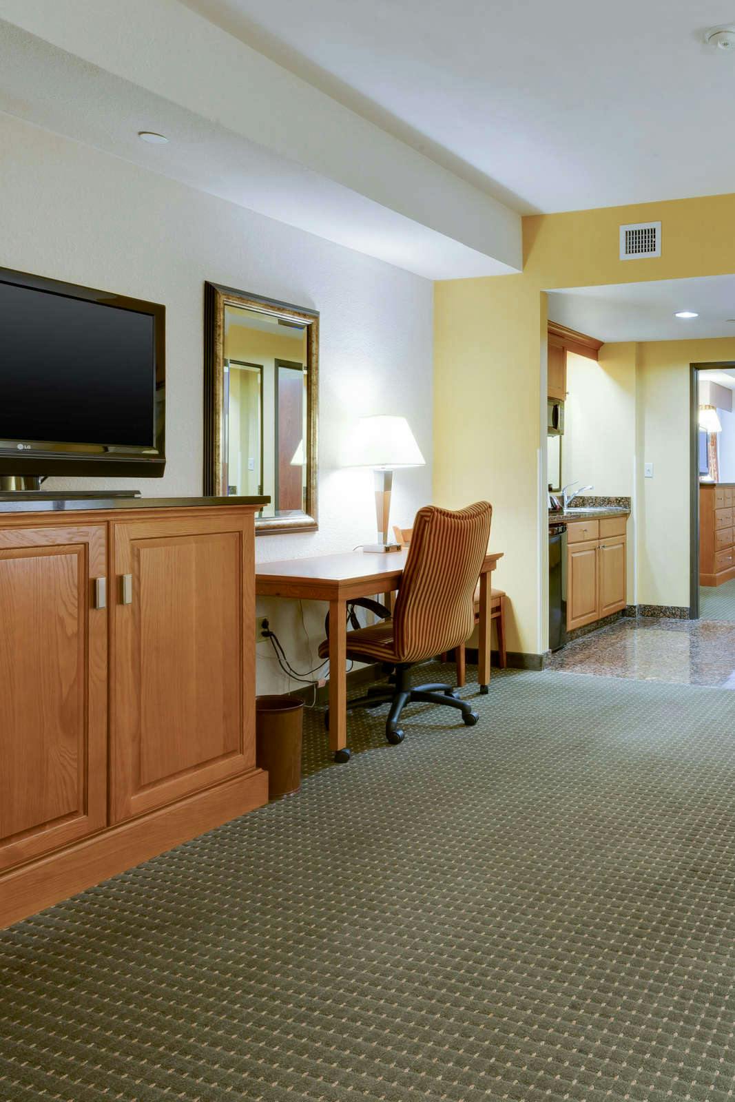 Hotel Drury Inn and Suites San Antonio near La Cantera Parkway photo 3