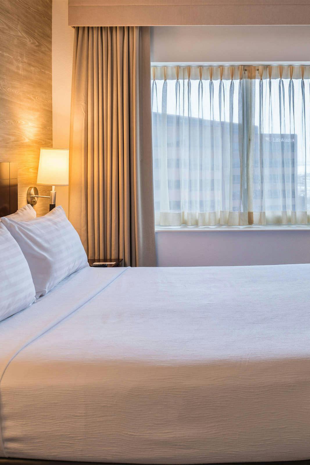 Hotel Holiday Inn Hotel & Suites Chicago O'Hare photo 2