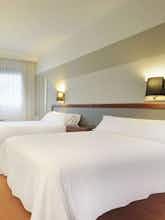 Hotel Tryp Santiago photo 2