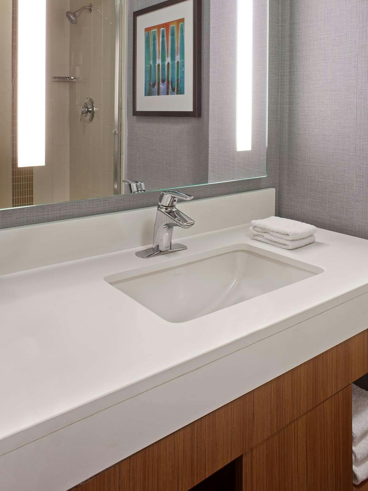 Hotel Hyatt Place New Orleans Convention Center photo 2