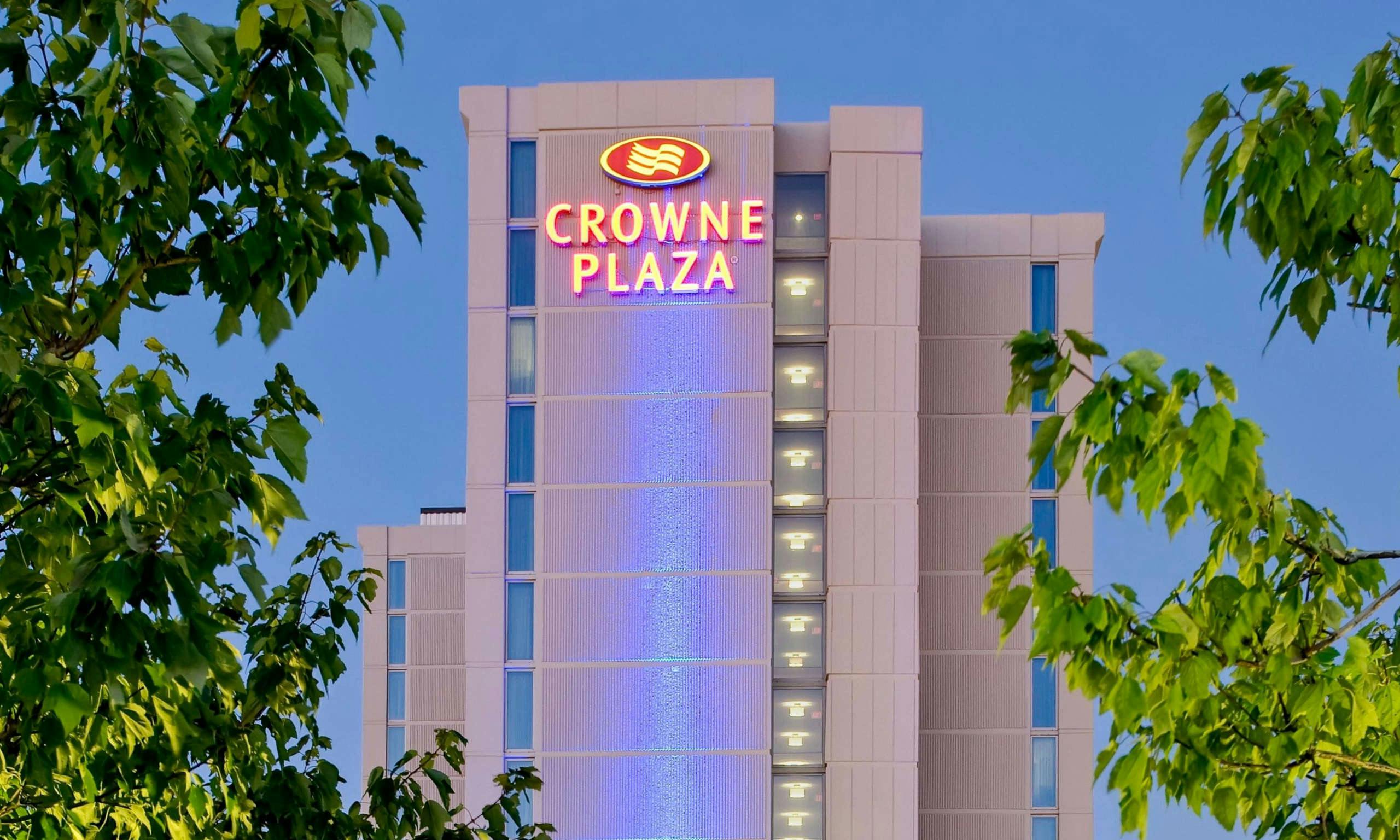 Crowne Plaza Chicago O'hare Hotel & Conference Center