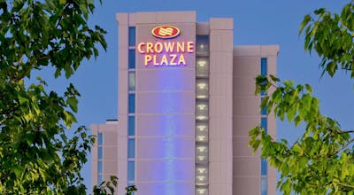 Crowne Plaza Chicago O'hare Hotel & Conference Center