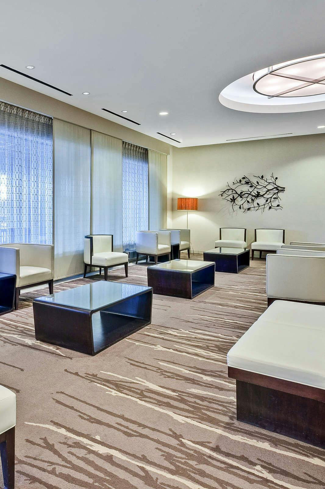 Hotel Crowne Plaza Chicago O'hare Hotel & Conference Center photo 3