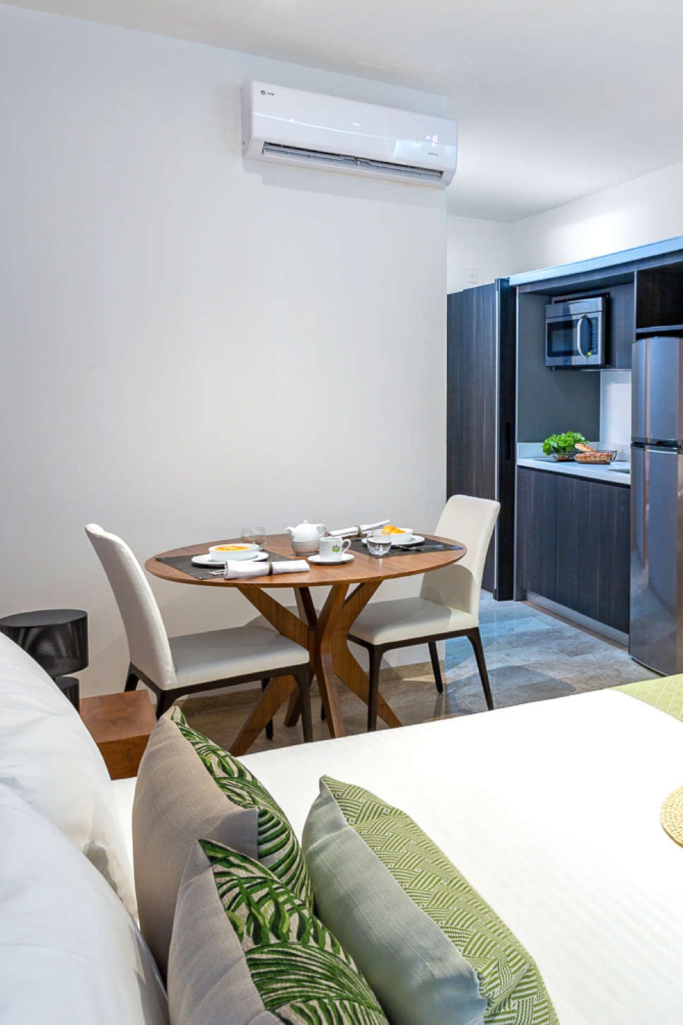 Hotel The Shore at 46th photo 2