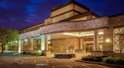 Holiday Inn Chicago North Shore