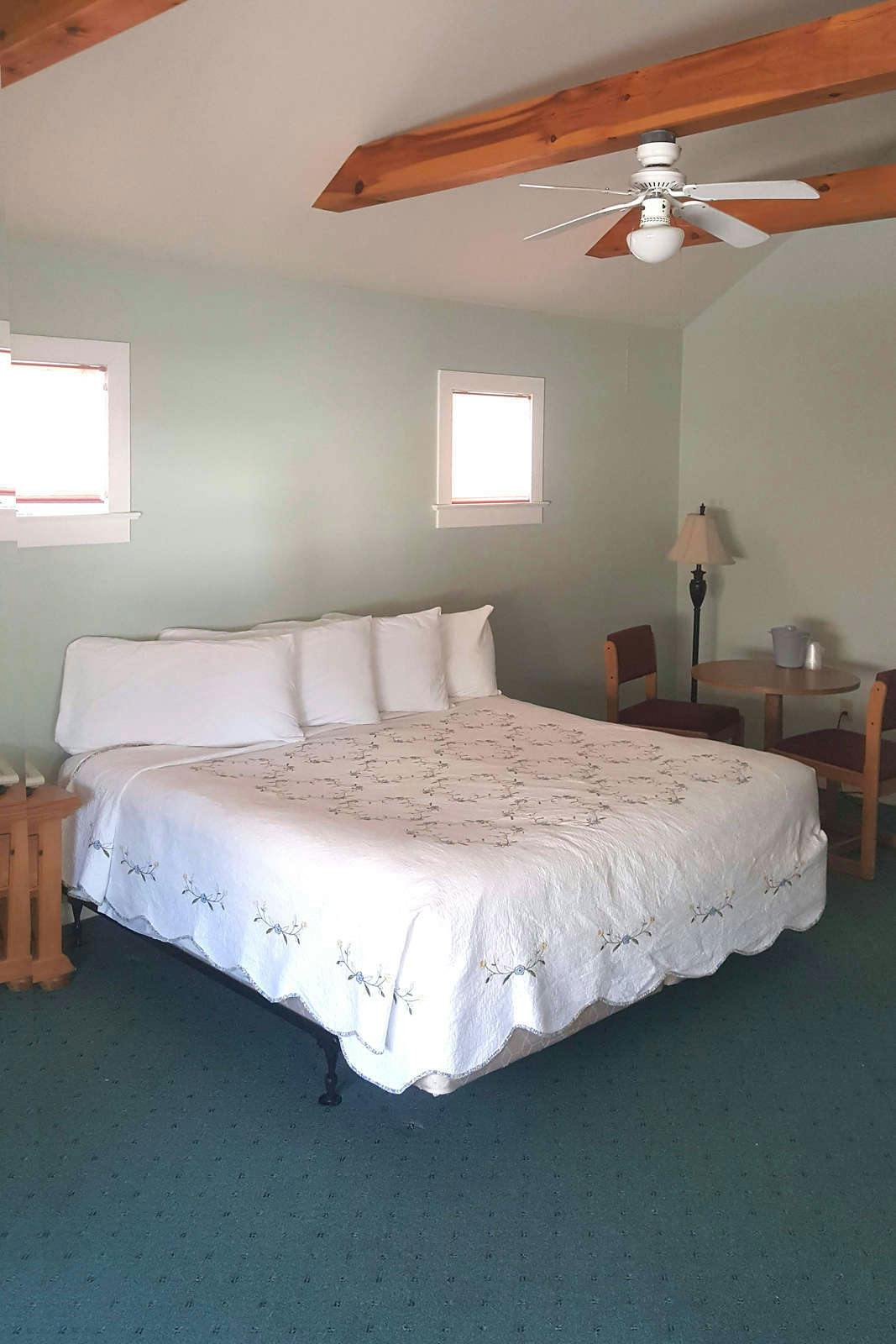 Hotel Spruce Lane Lodge & Cottages photo 1