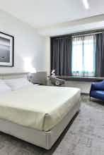 Hotel UNAHOTELS San Vitale Bologna photo 3