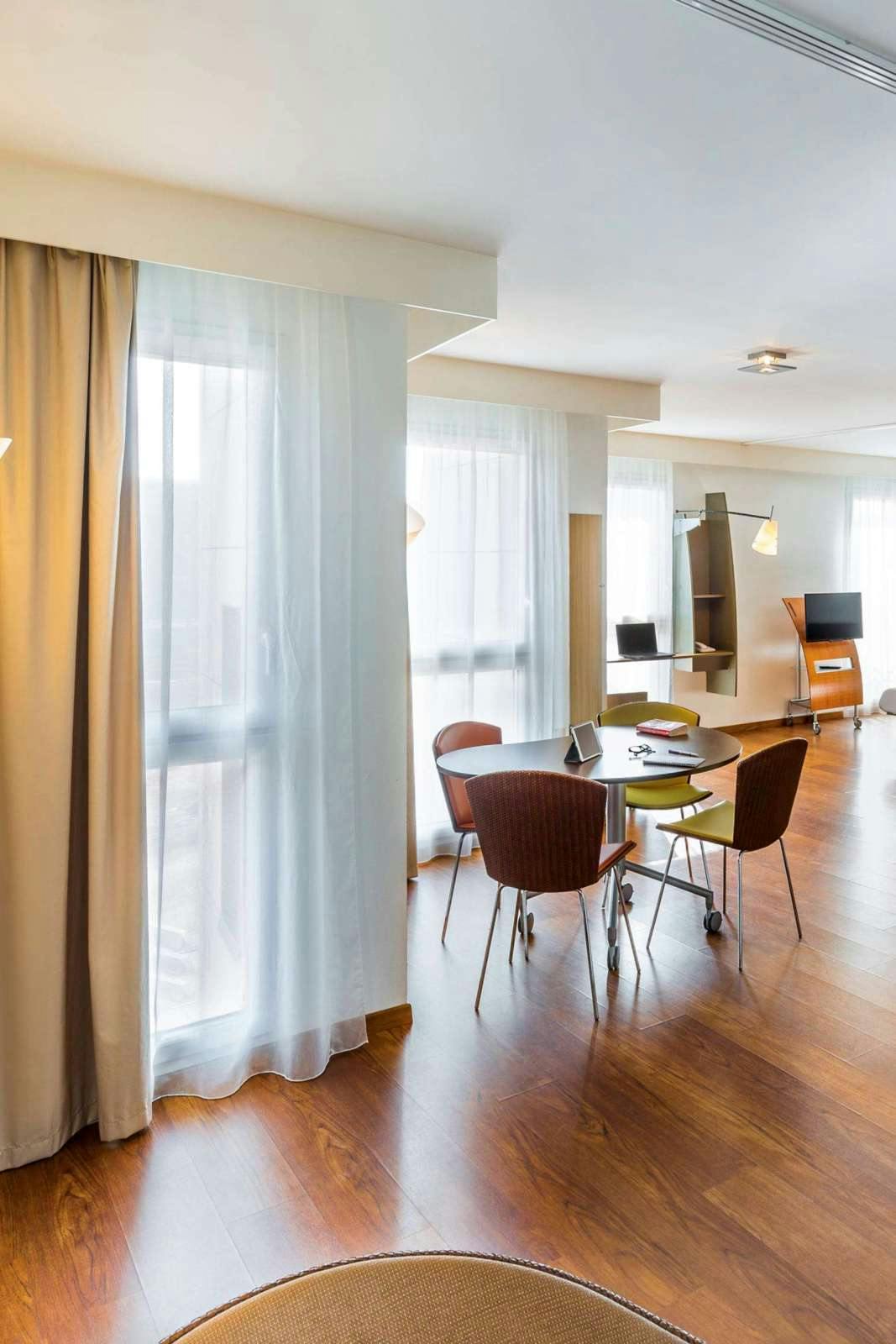 Hotel Aparthotel Adagio Nantes Centre photo 3