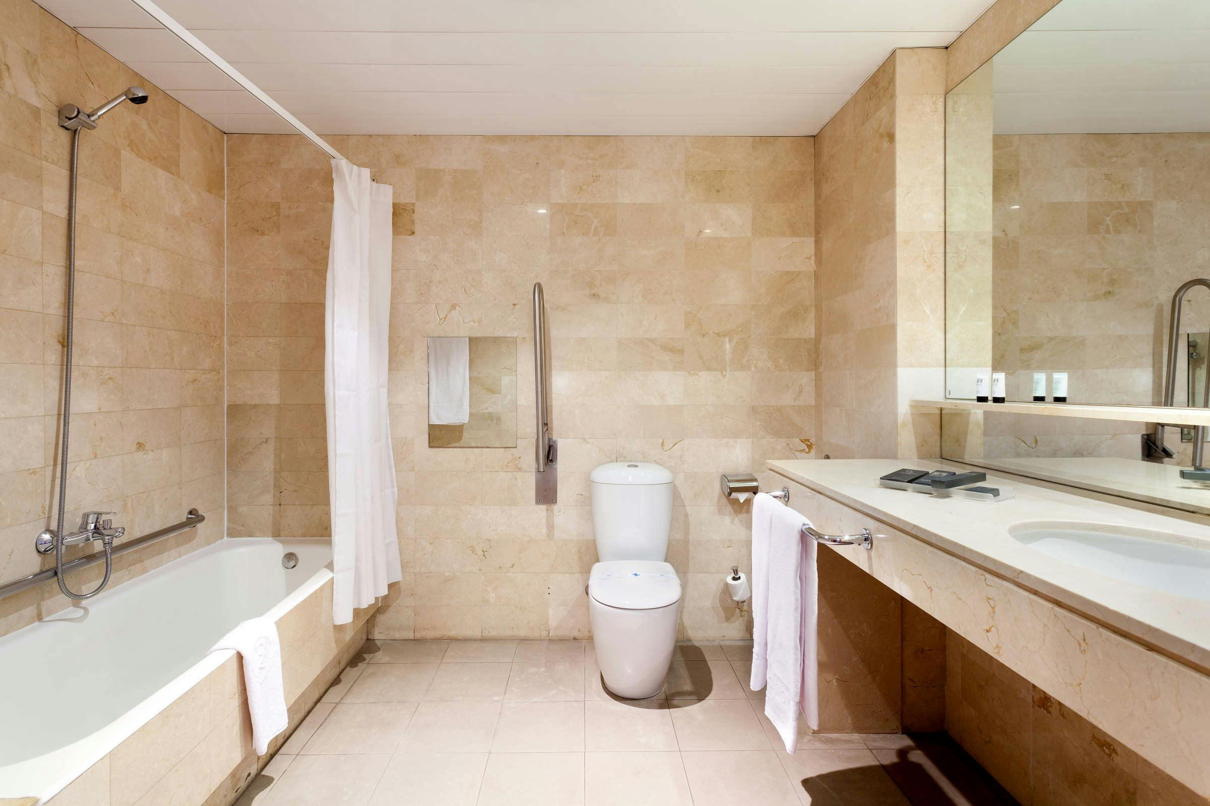 Hotel Hotel AA Viladomat photo 5