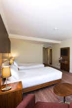 Hotel DoubleTree by Hilton Hotel Dartford Bridge photo 2