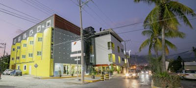 RS Suites Hotel