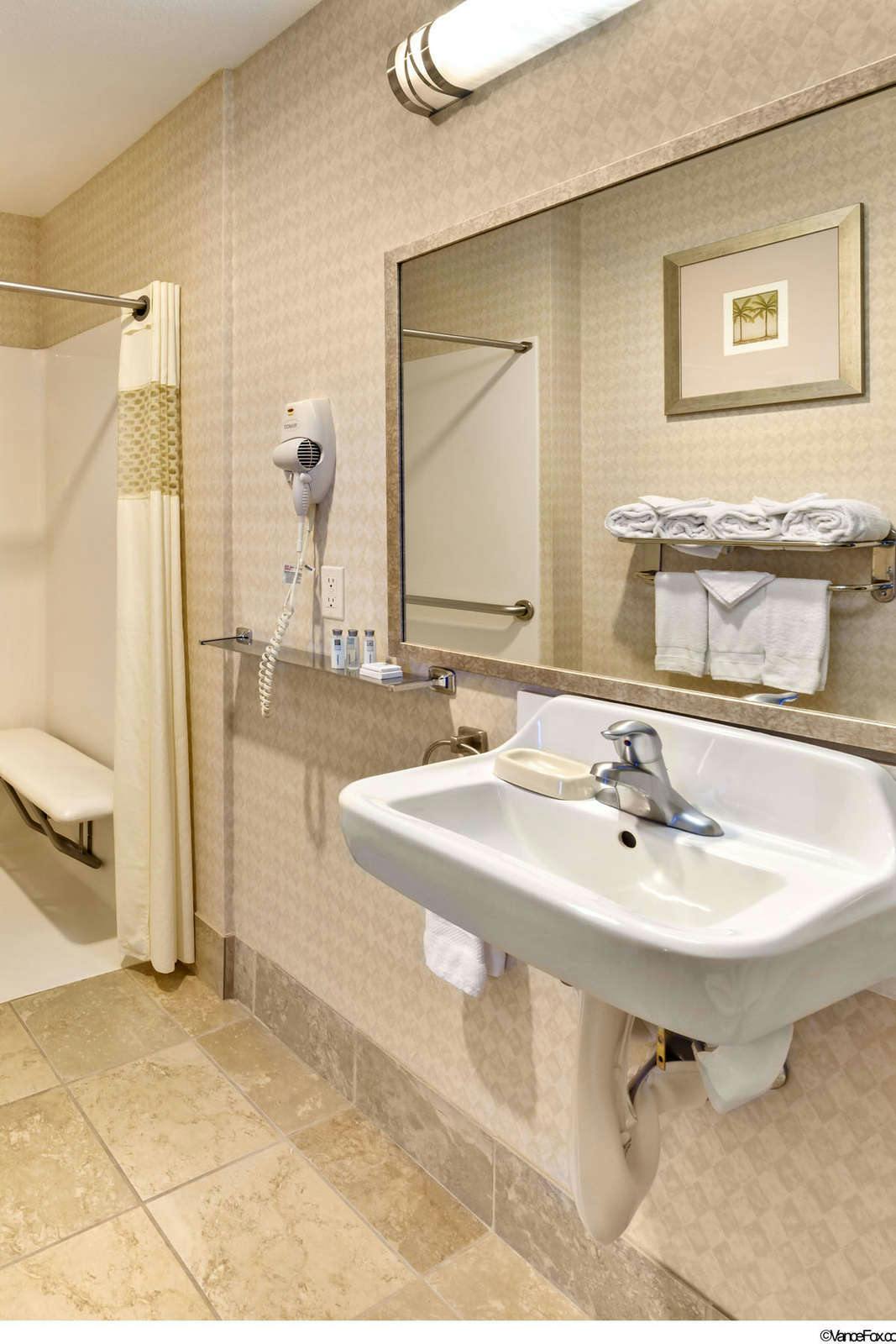 Hotel Hampton Inn & Suites Reno photo 3