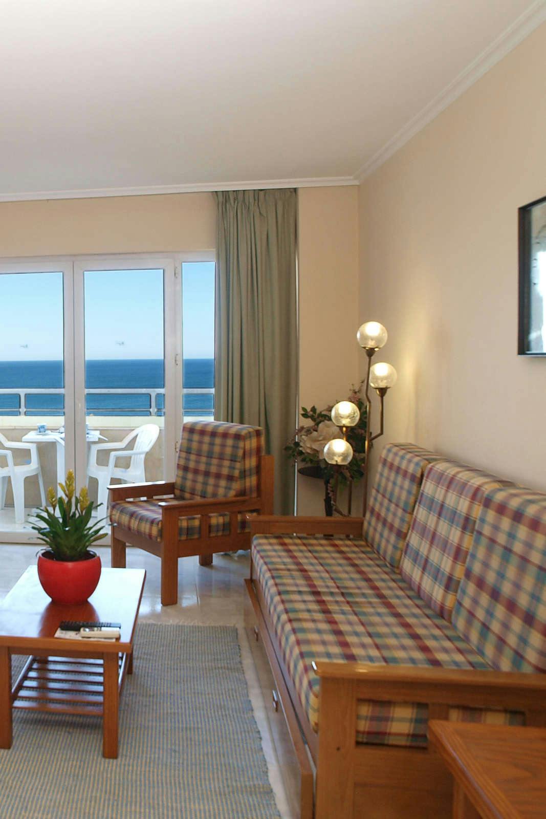 Hotel Apartamentos Turisticos Jardins Da Rocha photo 4