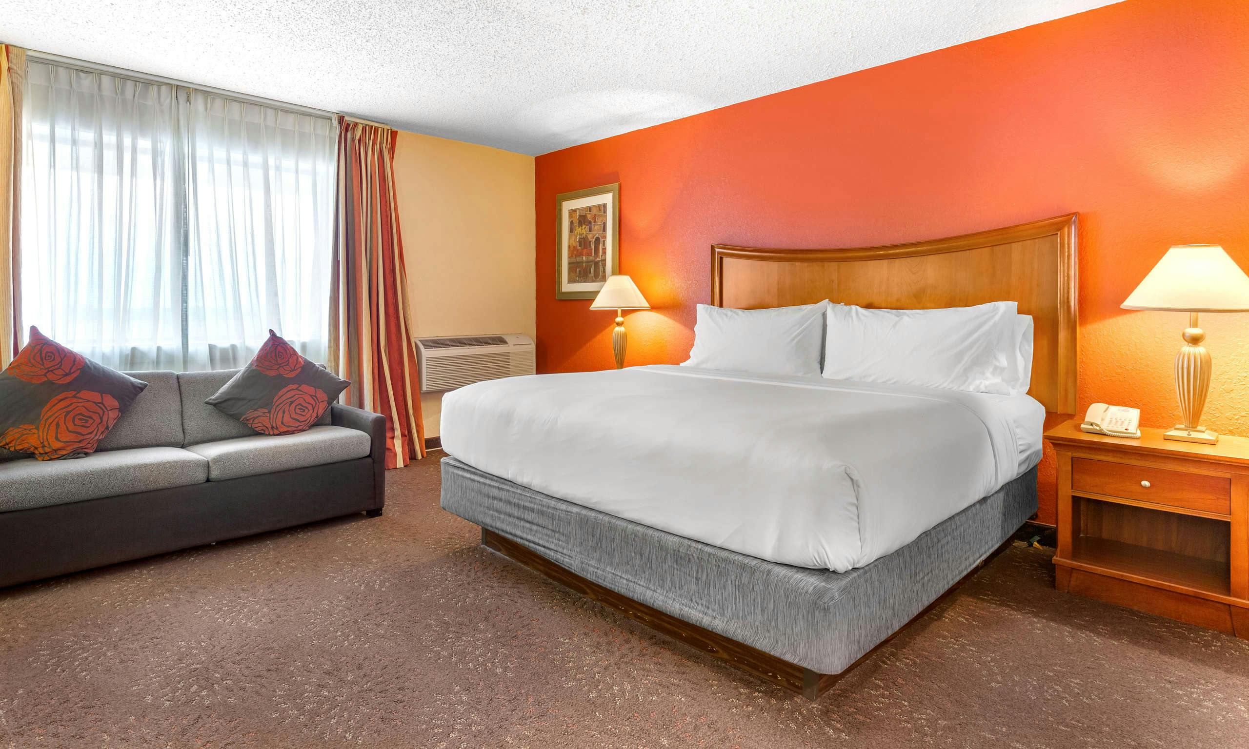 Holiday Inn Express Chicago Downers Grove