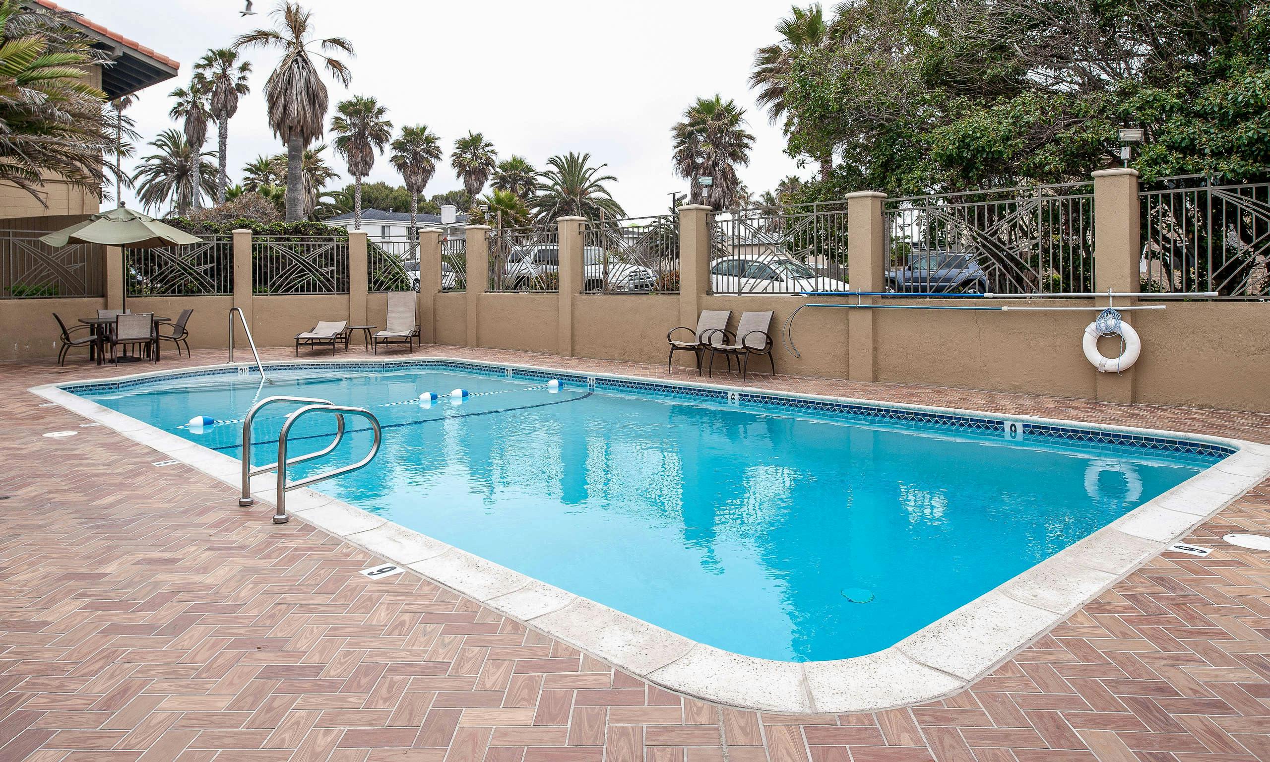 Hotel Pacific Shores Inn photo 3