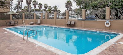 Pacific Shores Inn