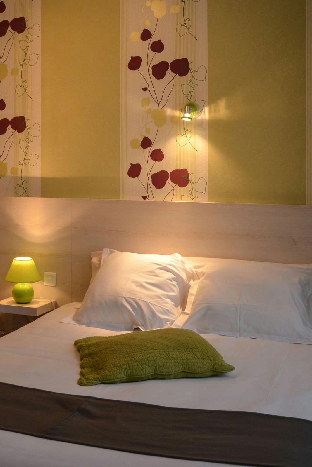 Hotel Hotel Le Dauphin à L'Aigle photo 4