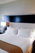 Hotel Holiday Inn Express Hotel & Suites Las Vegas photo 3