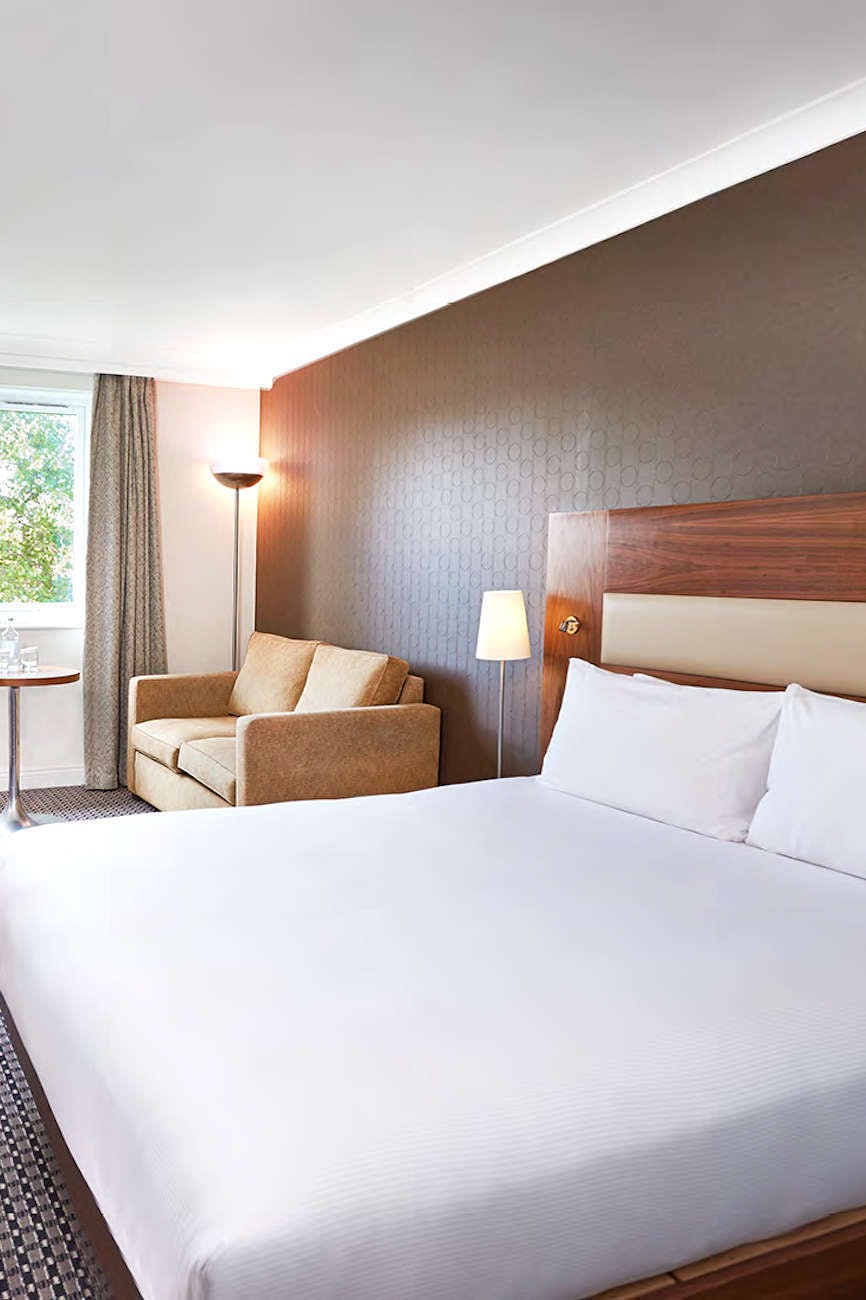 Hotel DoubleTree by Hilton Bristol North photo 3