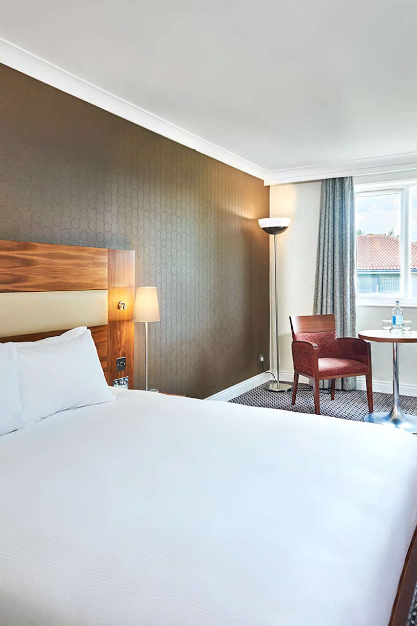 Hotel DoubleTree by Hilton Bristol North photo 2