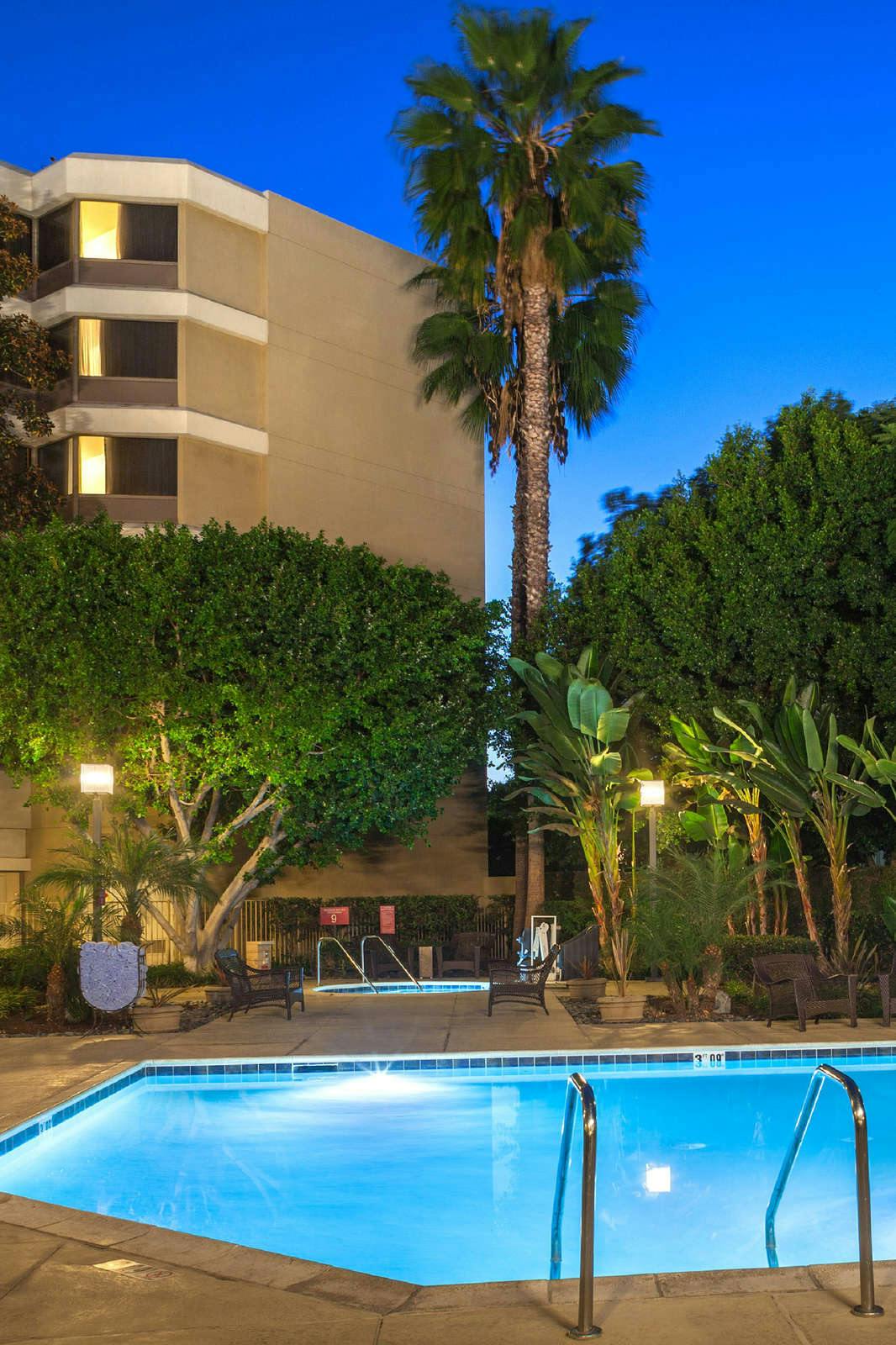 Hotel Fullerton Marriott at California State University photo 4