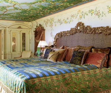 Download The Villa Casa Casuarina Former Versace Mansion Miami South Beach Hoteltonight For Android Get Wallpaper The Villa Casa Casuarina Former Versace Mansion Miami South Beach Hoteltonight Desktop Wallpaper Free