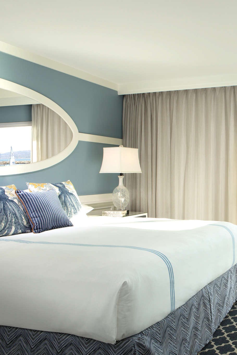 Hotel Portofino Hotel & Marina, A Noble House Hotel photo 2