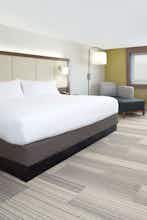 Hotel Holiday Inn Express & Suites Tulsa South - Woodland Hills photo 1
