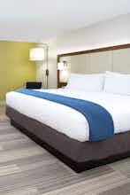 Hotel Holiday Inn Express & Suites Tulsa South - Woodland Hills photo 3