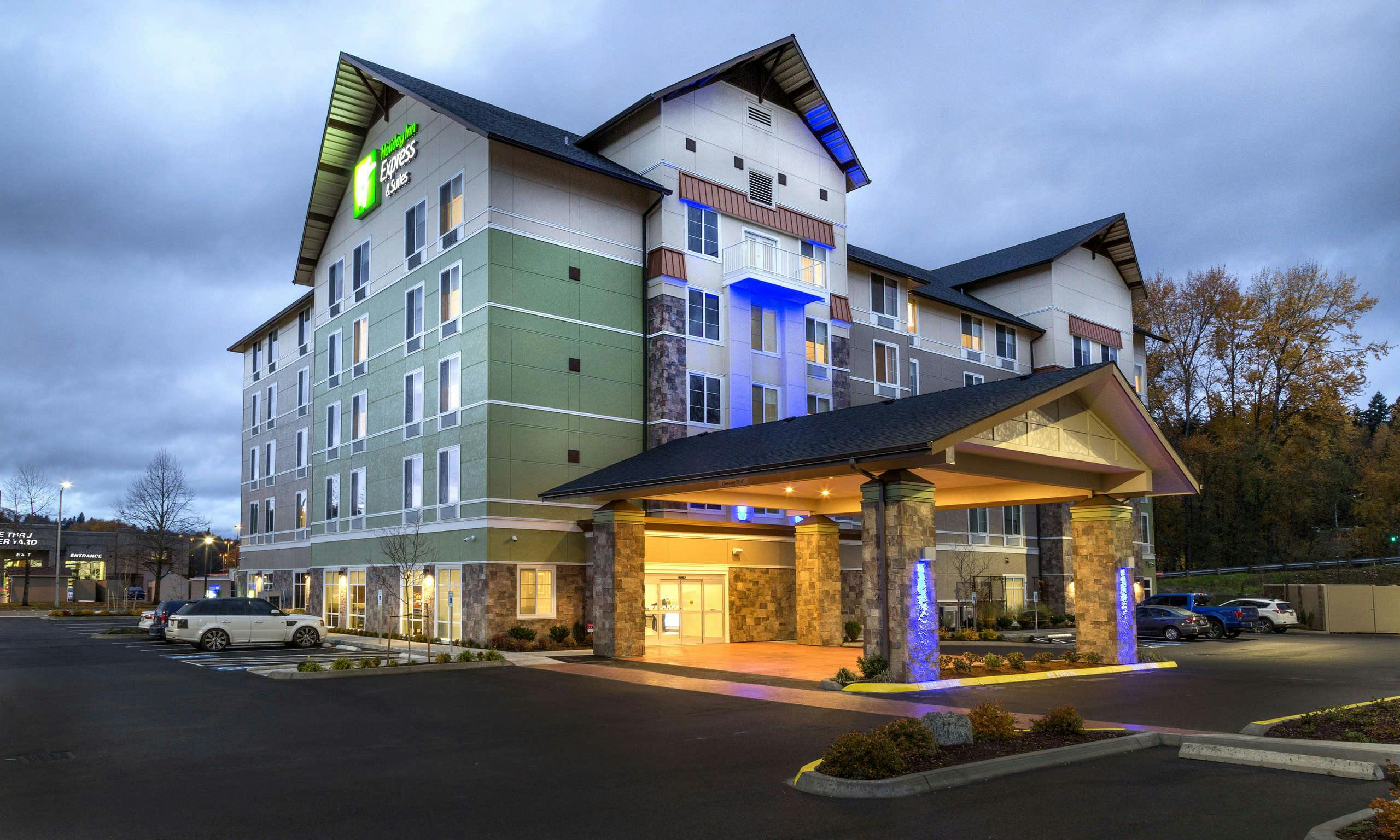 Holiday Inn Express & Suites Seattle South - Tukwila