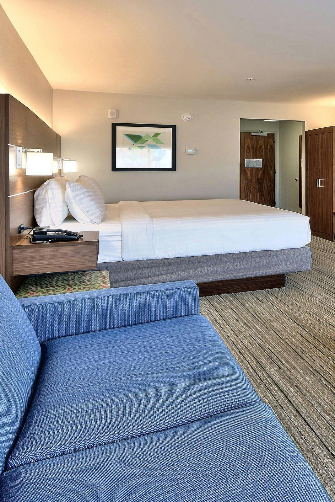 Hotel Holiday Inn Express & Suites Denver Northwest - Broomfield photo 3