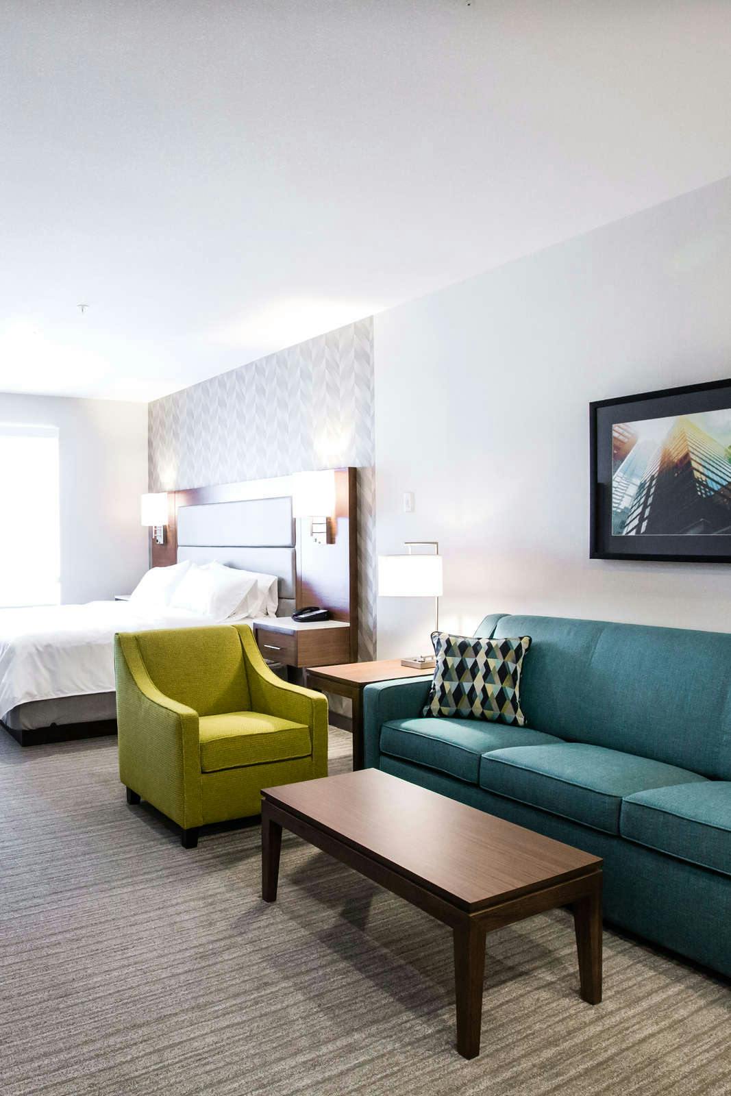 Hotel Holiday Inn & Suites Calgary South - Conference Center photo 1