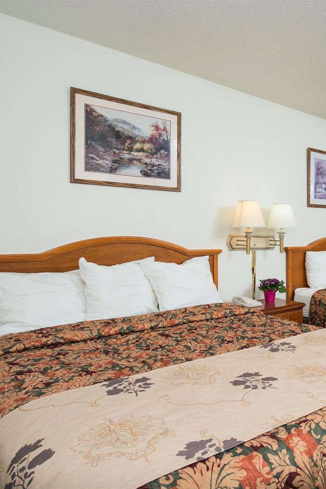 Hotel Americas Best Value Inn Pendleton photo 4