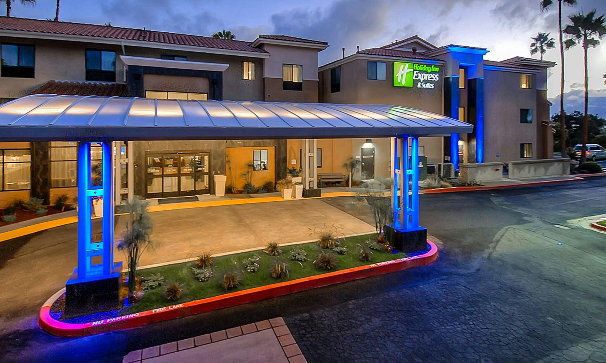 Holiday Inn Express Carlsbad Beach