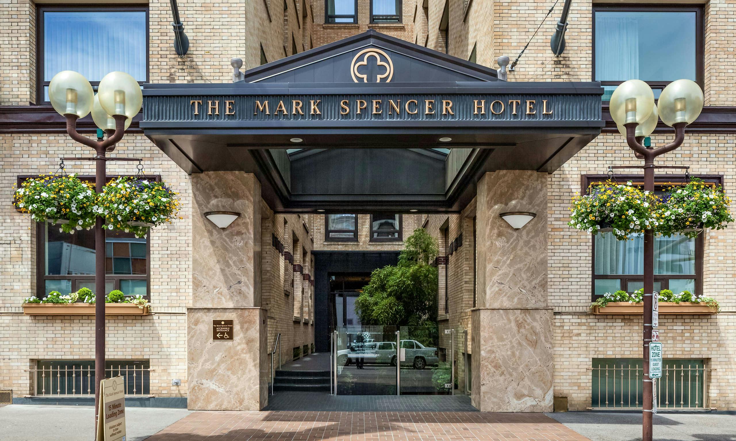 Mark Spencer Hotel