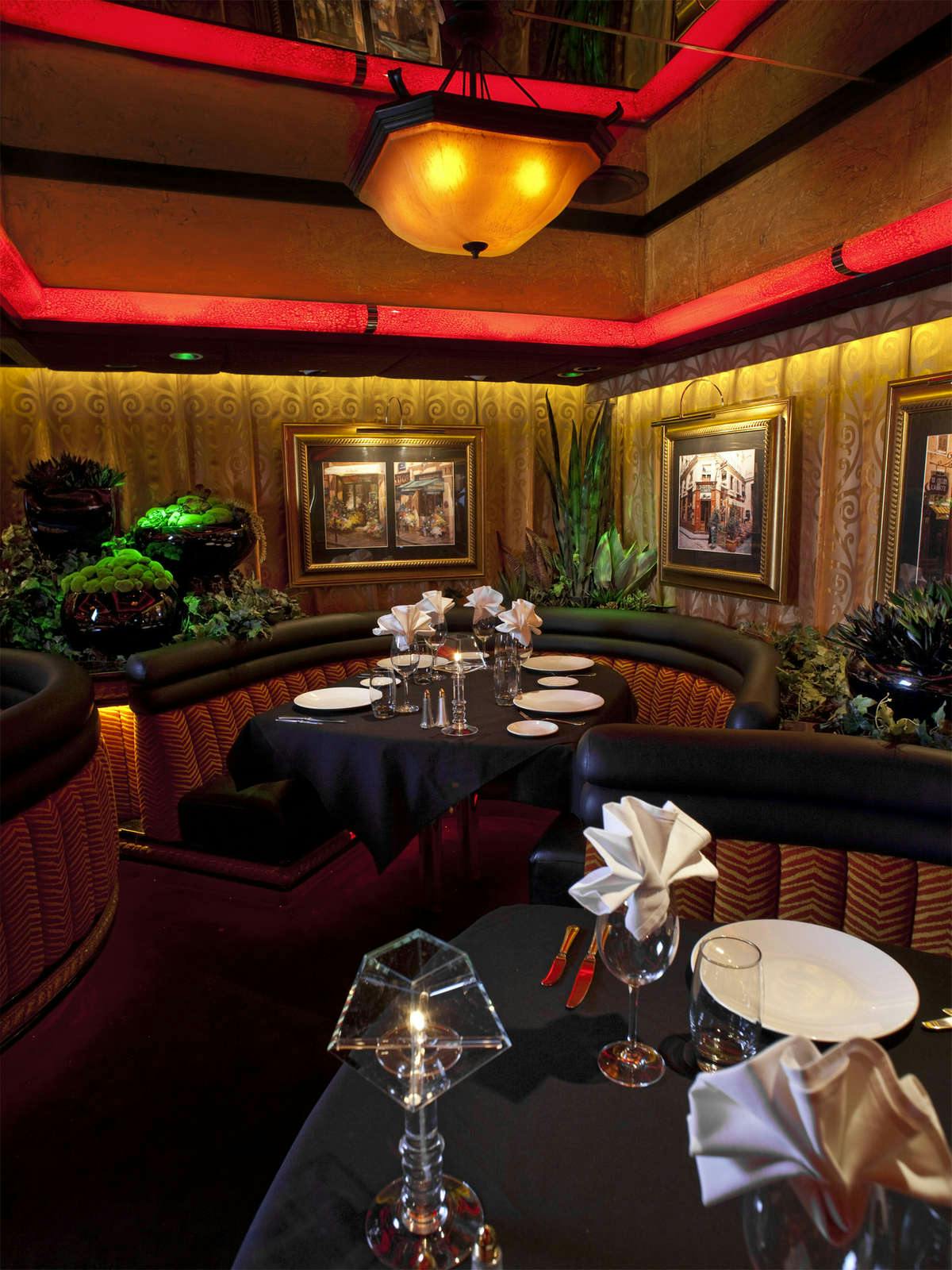 Hotel Western Village Inn & Casino photo 5